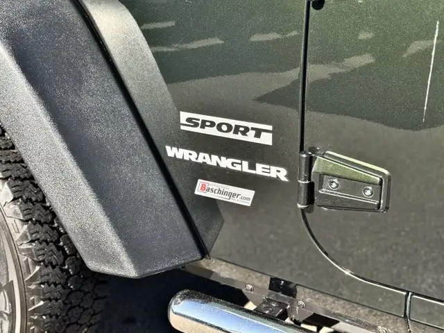 Jeep Wrangler view 6