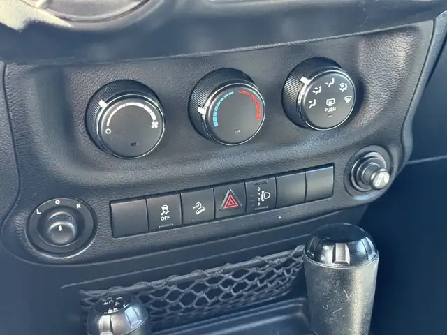 Jeep Wrangler view 15