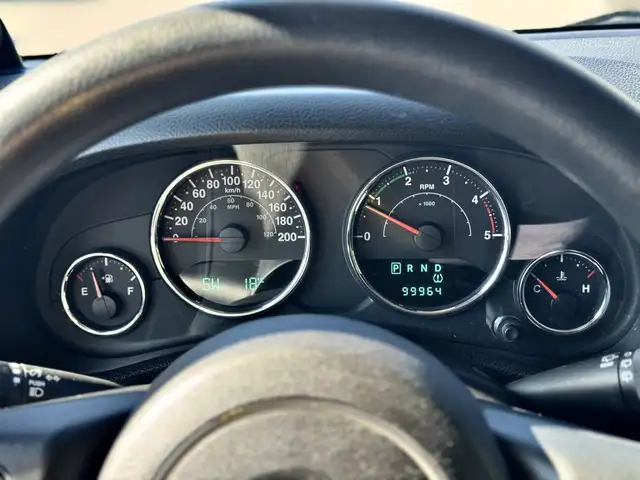Jeep Wrangler view 14