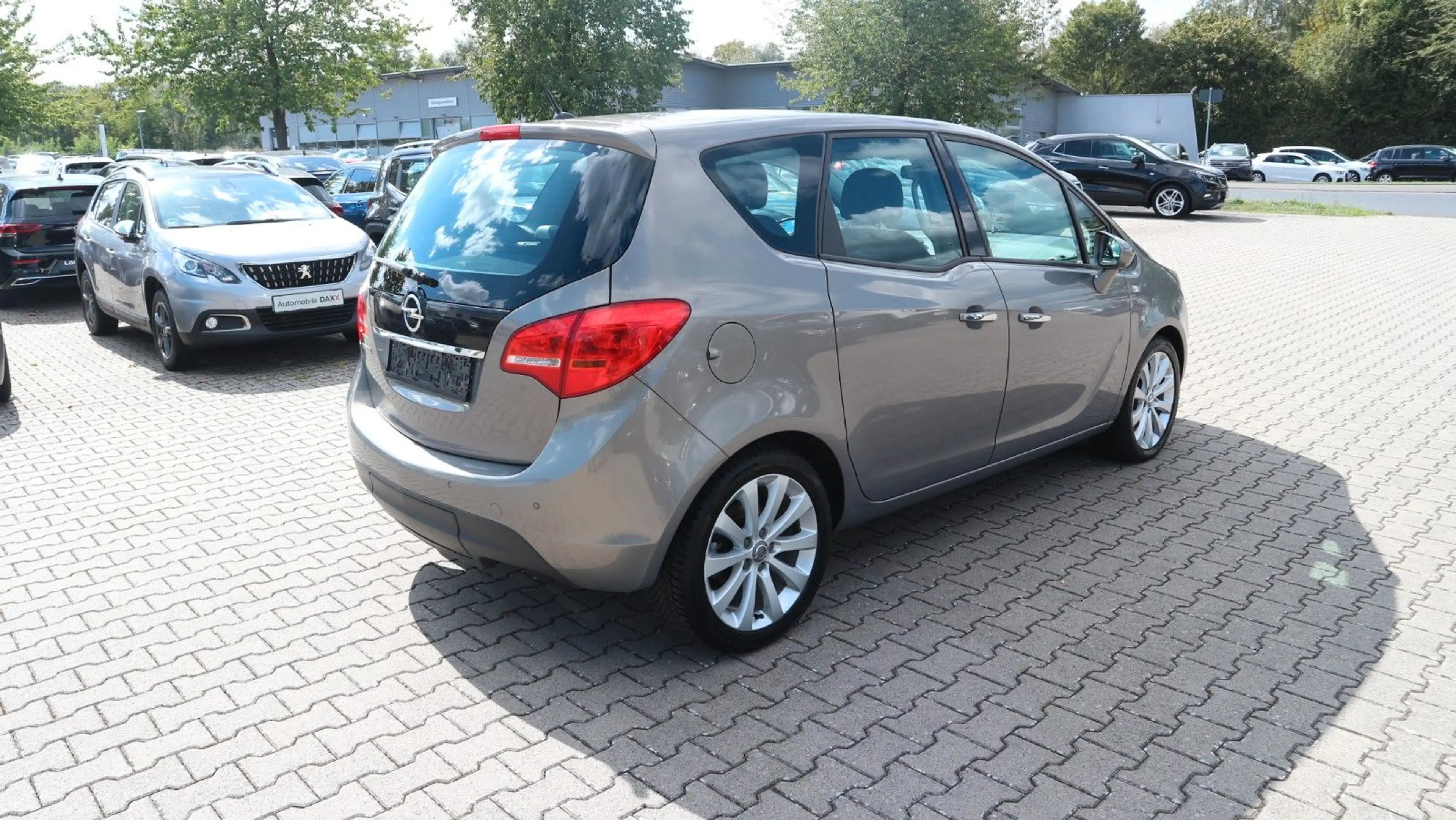 Opel Meriva B 1.4 Turbo Innovation*1-Hand*HU/AU neu* — photo 6