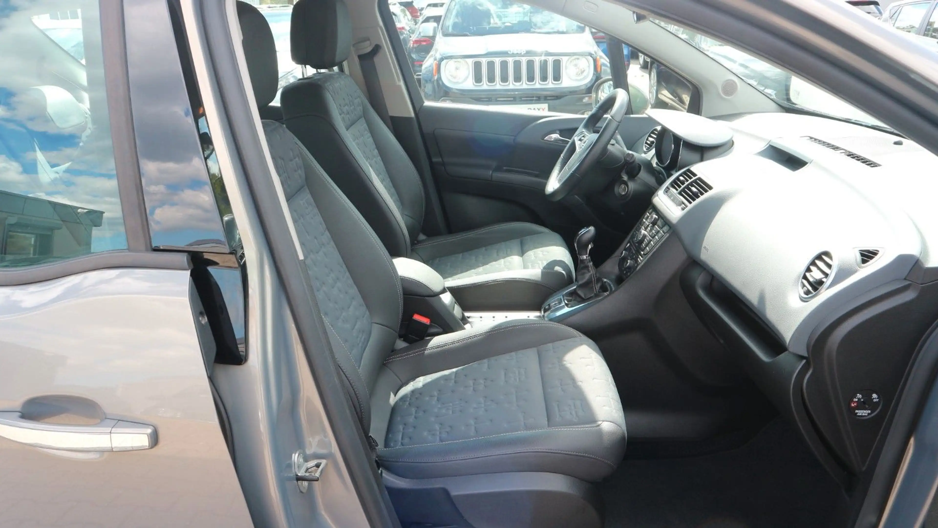 Opel Meriva B 1.4 Turbo Innovation*1-Hand*HU/AU neu* — photo 12