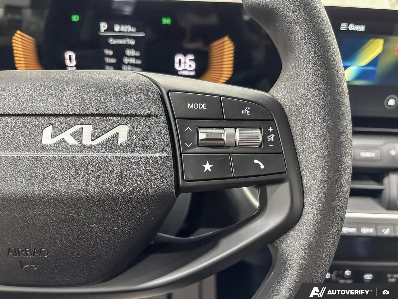 Kia K4 снимка Kia K4