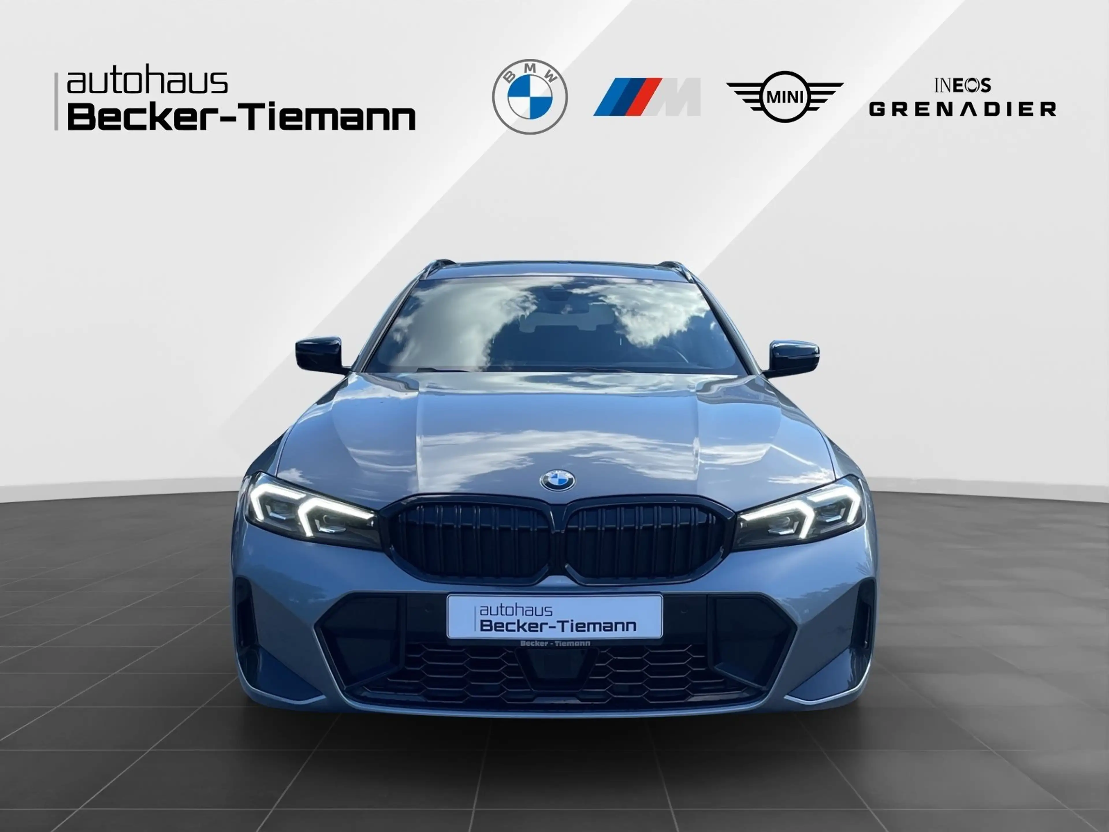 BMW 330 i Touring/ M Sport Pro/ ACC/ AHK/ RFK/ PanoDach/ H — photo 2