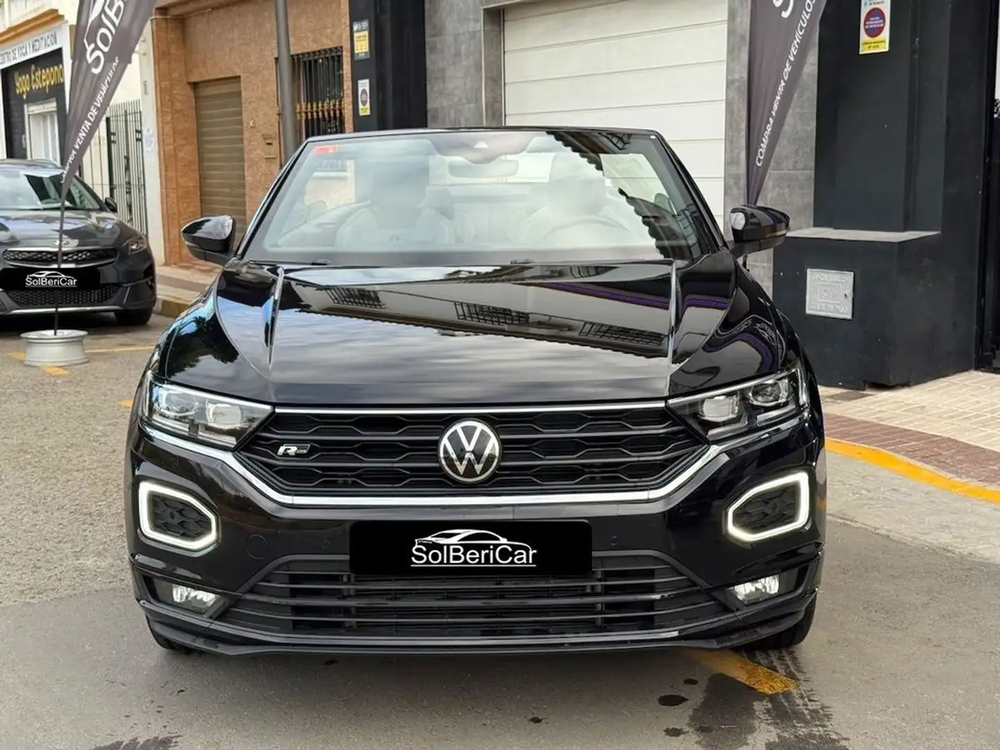 Volkswagen T-Roc Style 1.5 TSI 110kW (150cv) DSG Cabrio Negro - 2