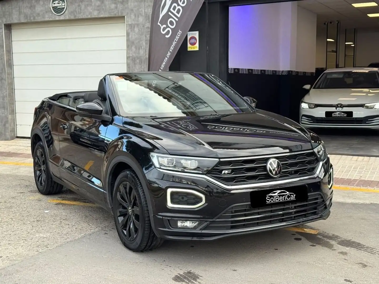 Volkswagen T-Roc Style 1.5 TSI 110kW (150cv) DSG Cabrio Negro - 1