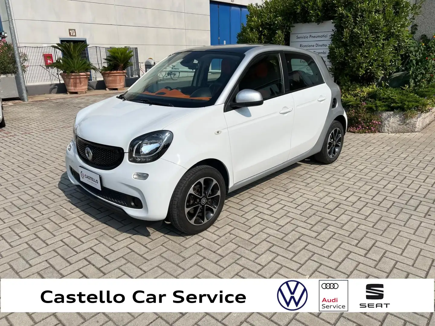 smart forFour 1.0 Passion 71cv Bianco - 1