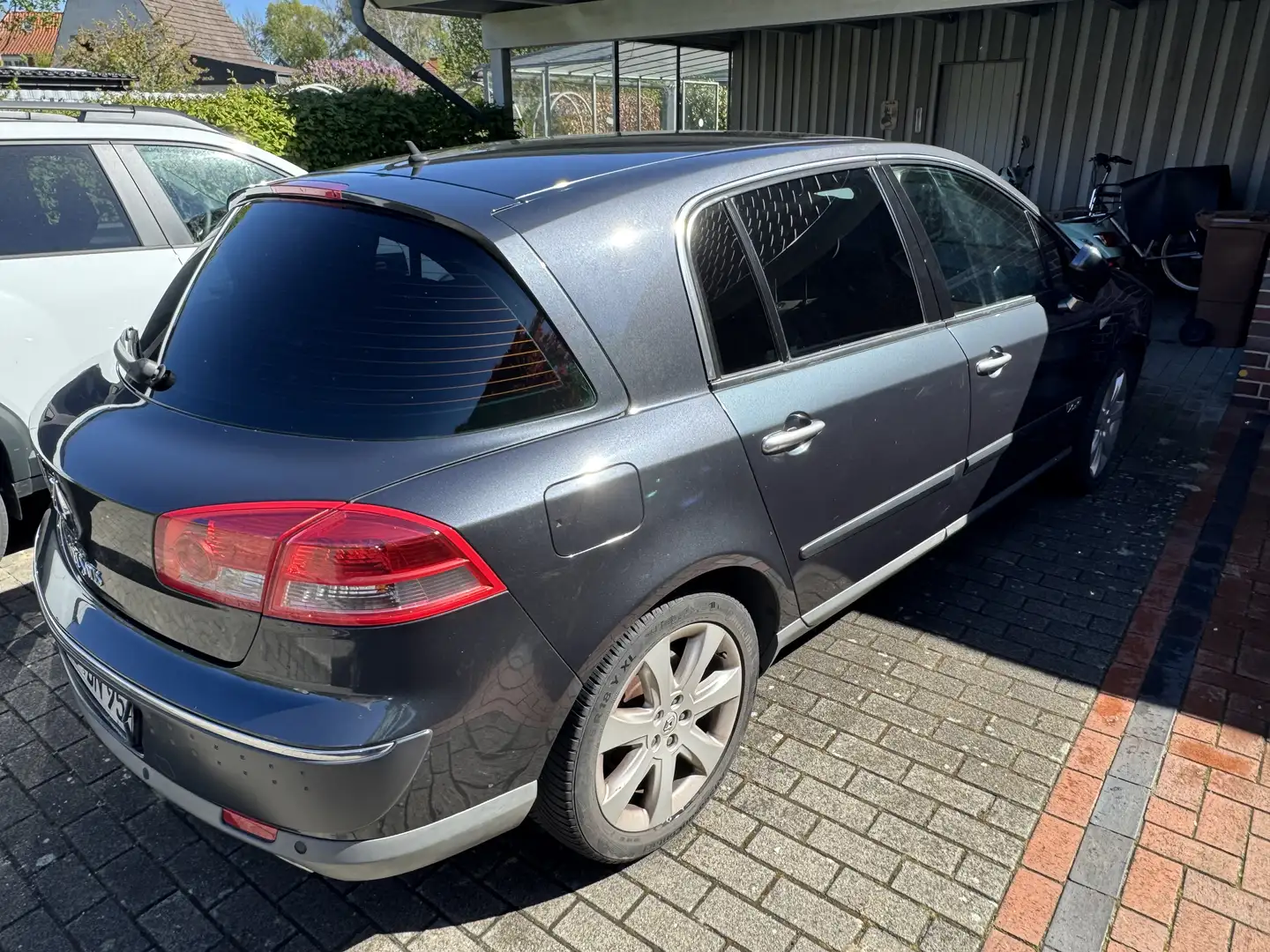 Renault Vel Satis 2.0 dCi FAP Initiale - 2
