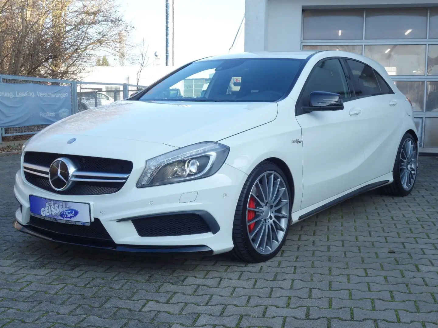 Mercedes-Benz A 45 AMG A -Klasse A 45 AMG 4Matic Autom Leder NAVI Klima Weiß - 1