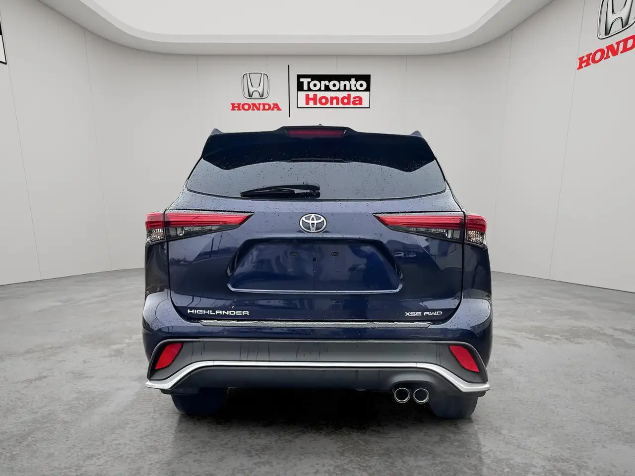 Toyota Highlander снимка Toyota Highlander