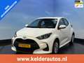 Toyota Yaris 1.0 VVT-i x-play Airco | Camera | Navi| Elktr pakk Wit - thumbnail 1
