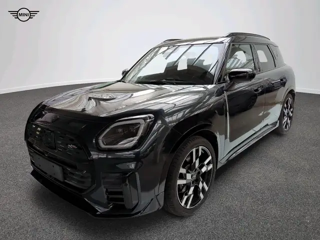 MINI Countryman SE All4 John Cooper Works Trim