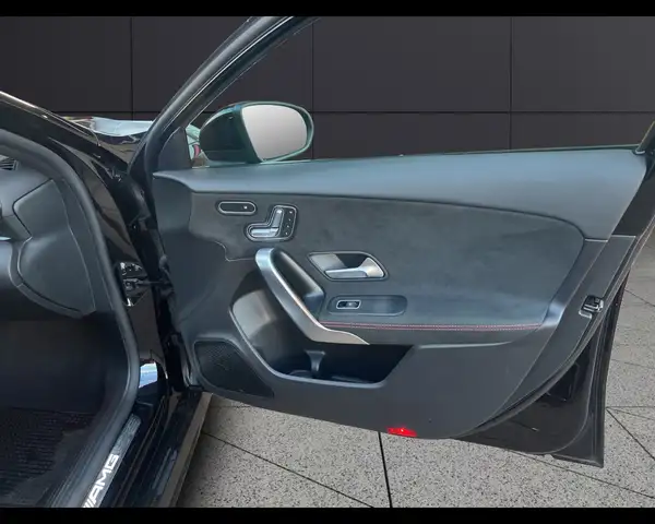 Mercedes-Benz A-Class view 19