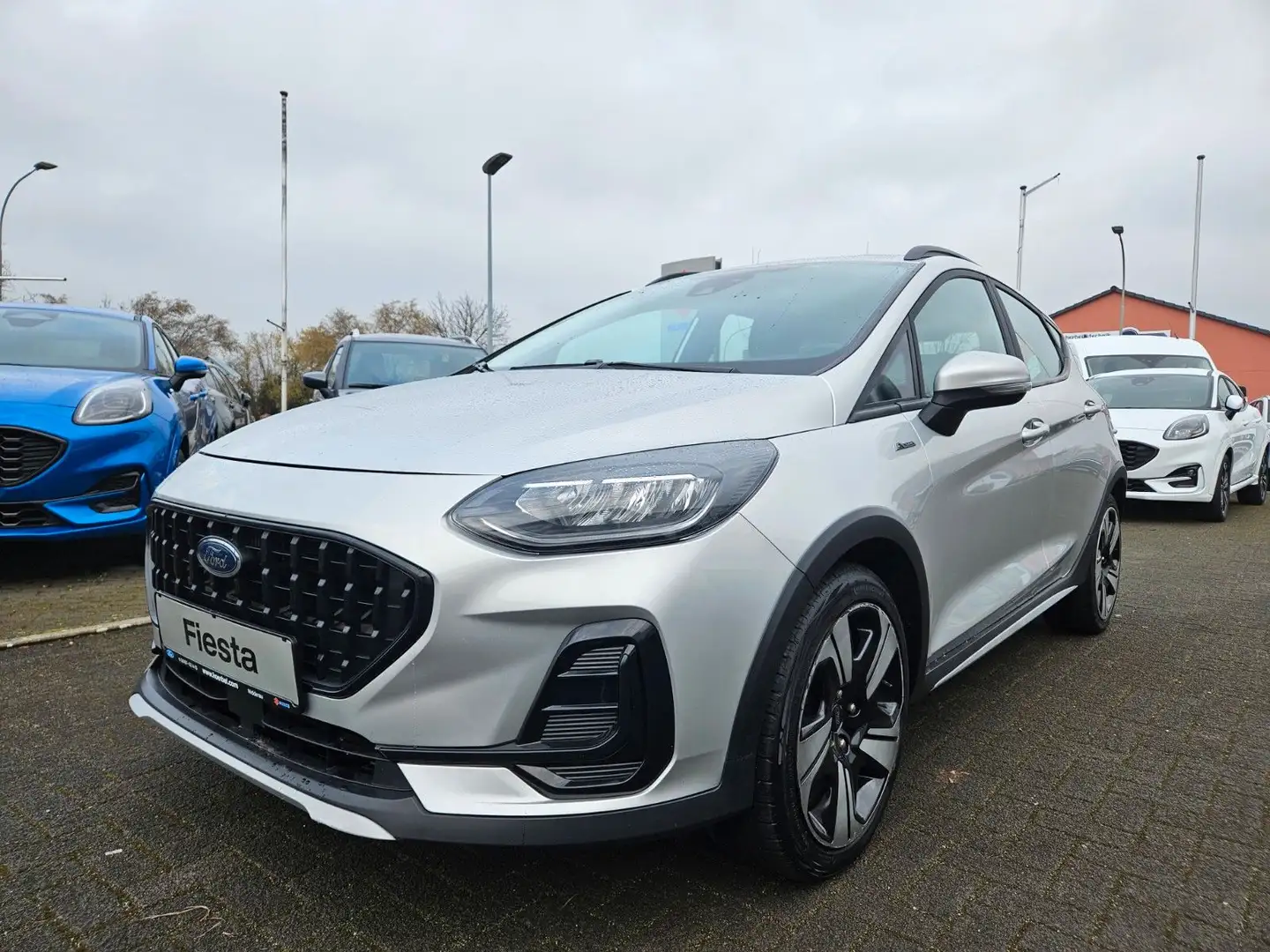 Ford Fiesta Active*WinterP*SicherheitP*Klimaauto*LED* Argent - 1