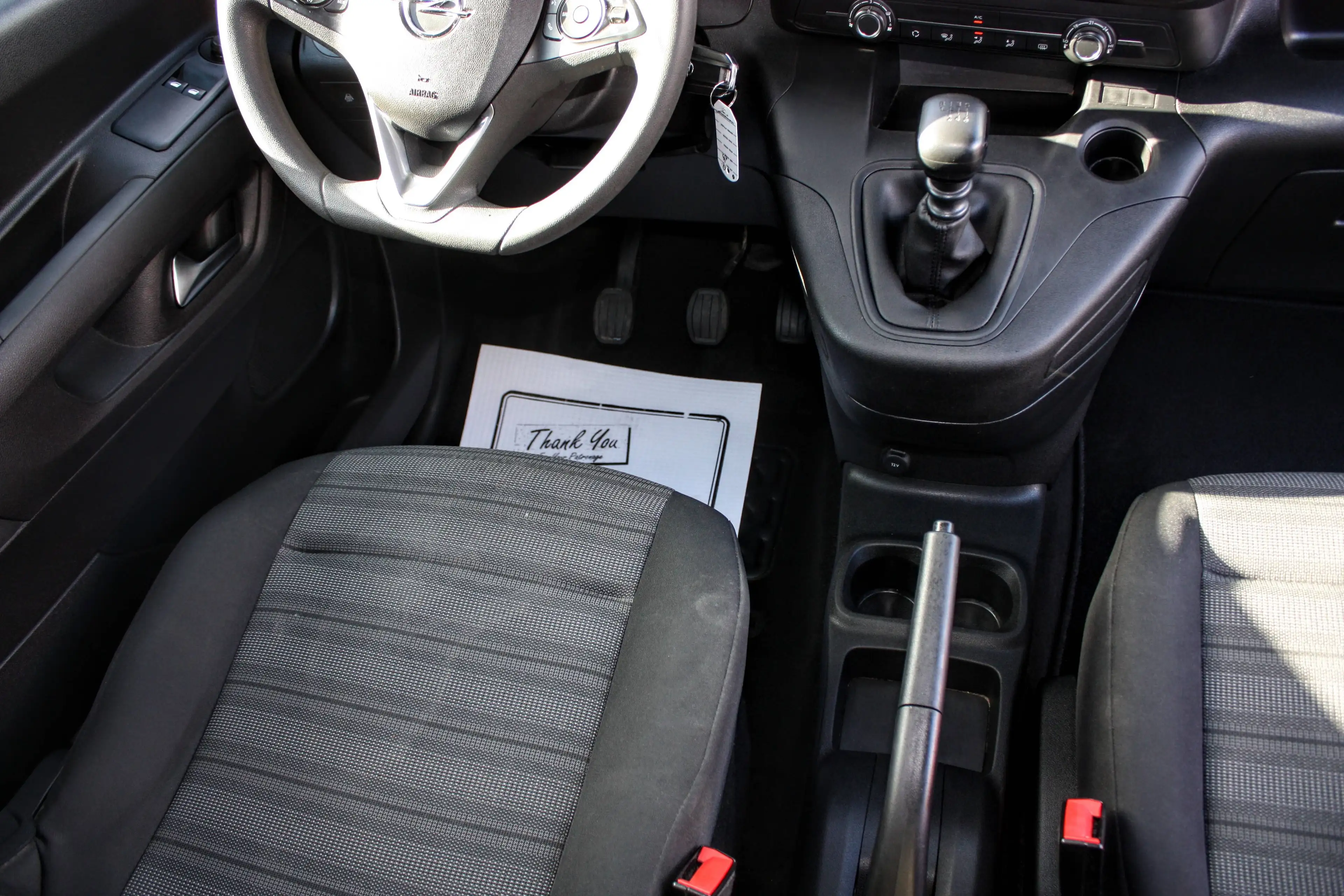 Opel Combo Life 1.5 Turbo D/ Navi Pro/ Carplay/ DAB+/ 5-zit/ ParkSensor/ ETC — photo 10