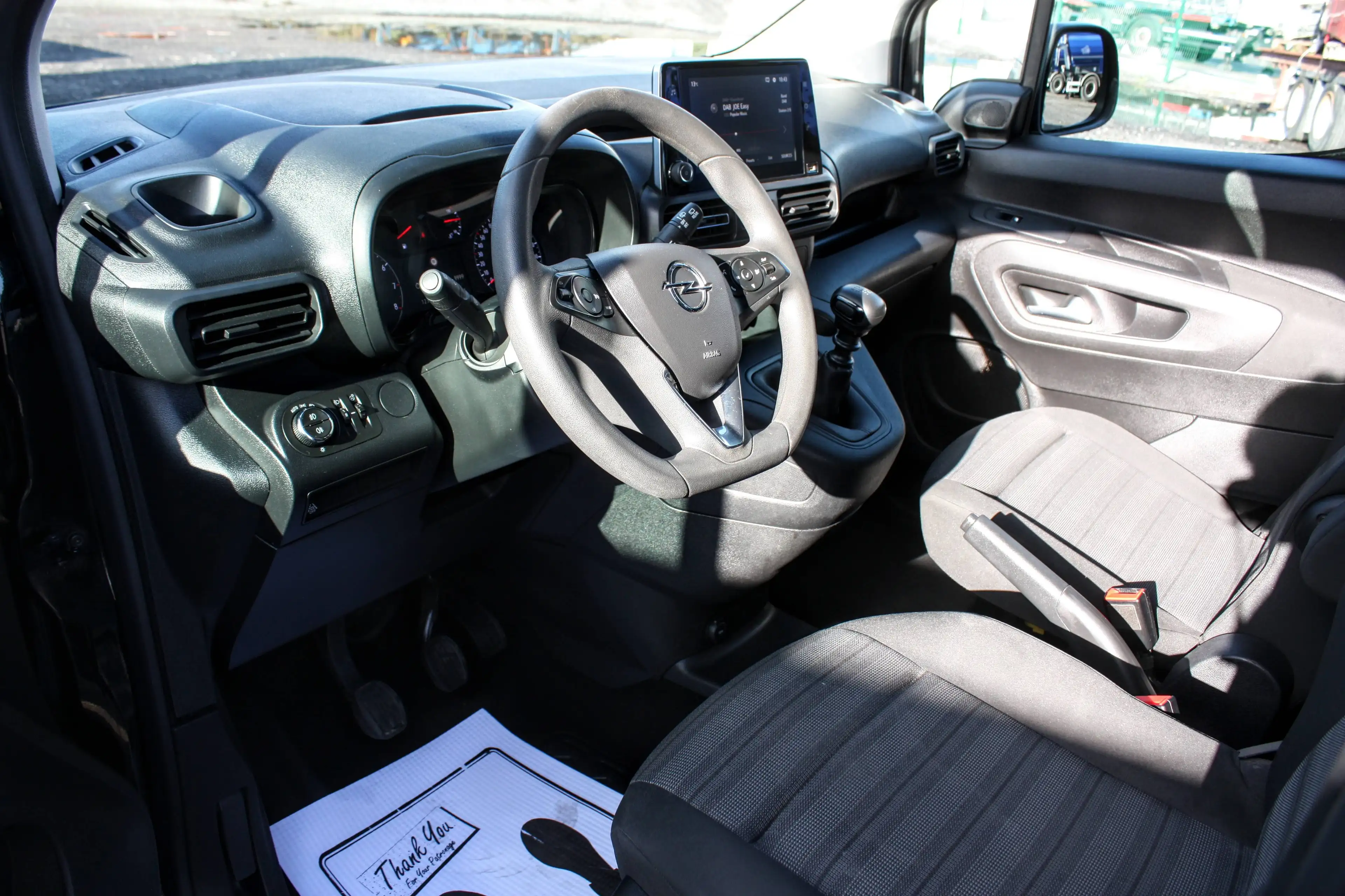 Opel Combo Life 1.5 Turbo D/ Navi Pro/ Carplay/ DAB+/ 5-zit/ ParkSensor/ ETC — photo 9