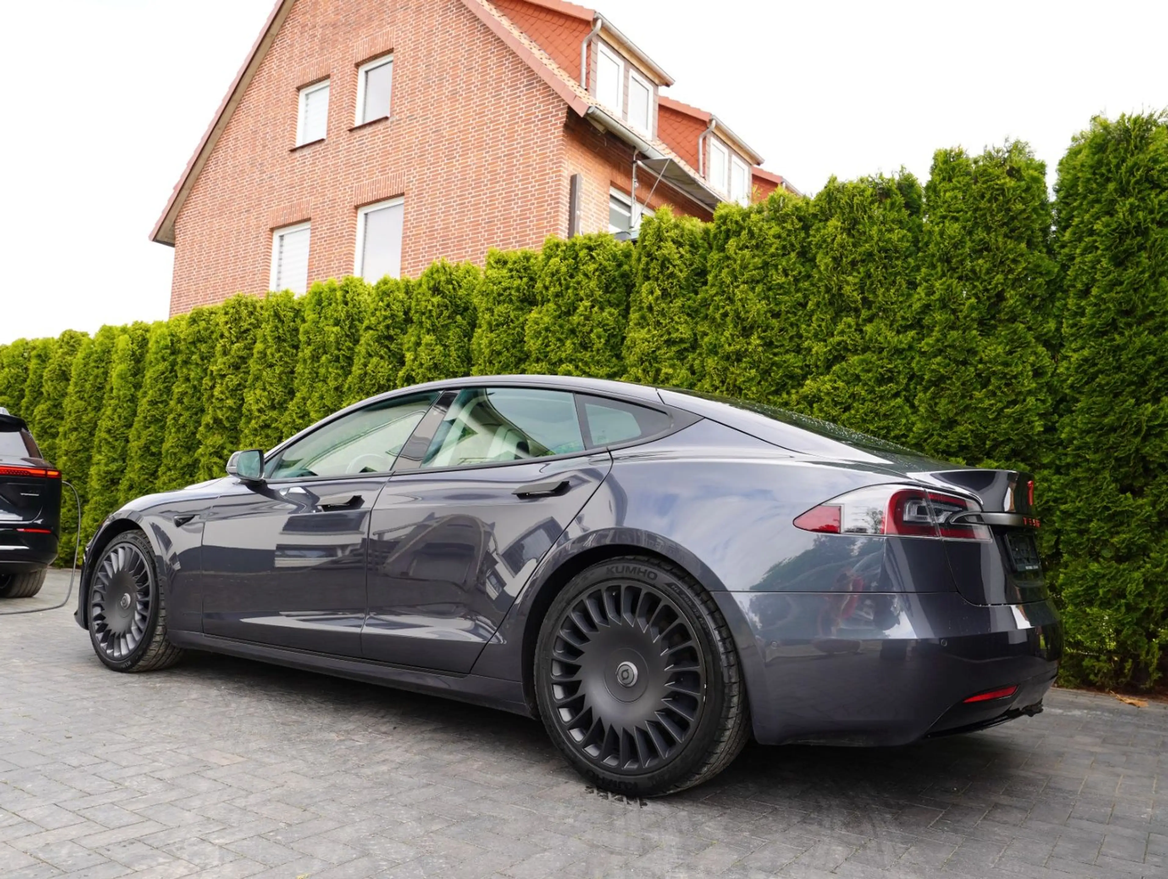 Tesla Model S 100 D Luft AHK voll — photo 3