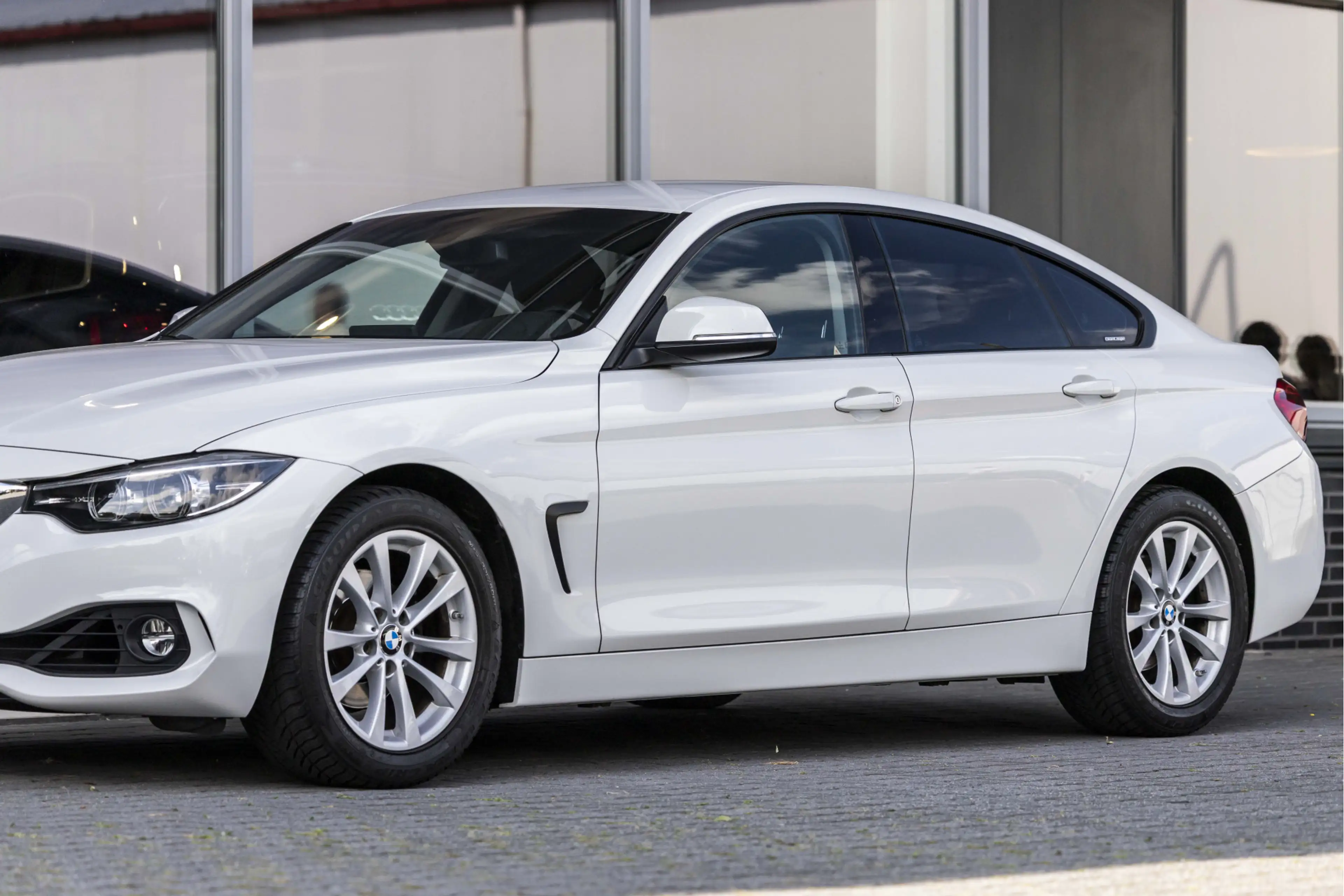 BMW 418 4-serie Gran Coupé 418i High Executive | Trekhaak — photo 15