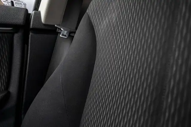 BMW 4 Series view 11