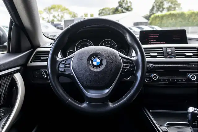 BMW 4 Series view 7