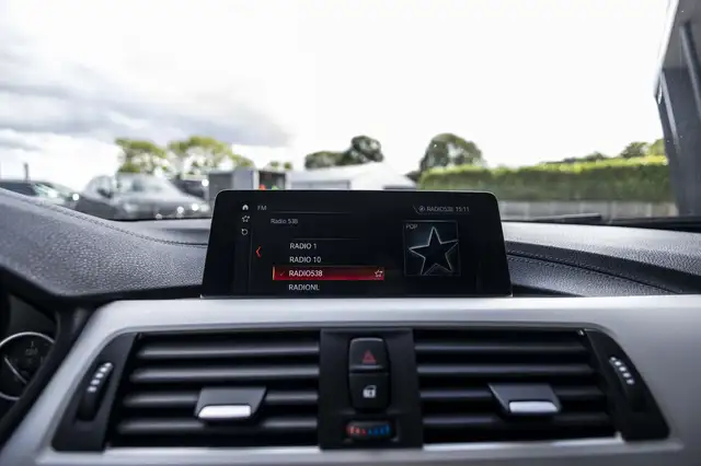 BMW 4 Series view 27