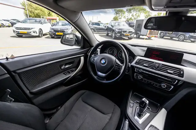 BMW 4 Series view 20