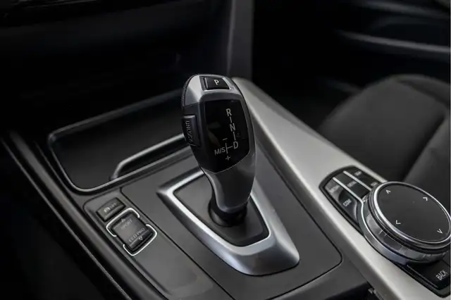 BMW 4 Series view 21