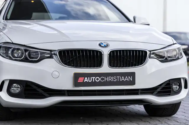 BMW 4 Series view 17