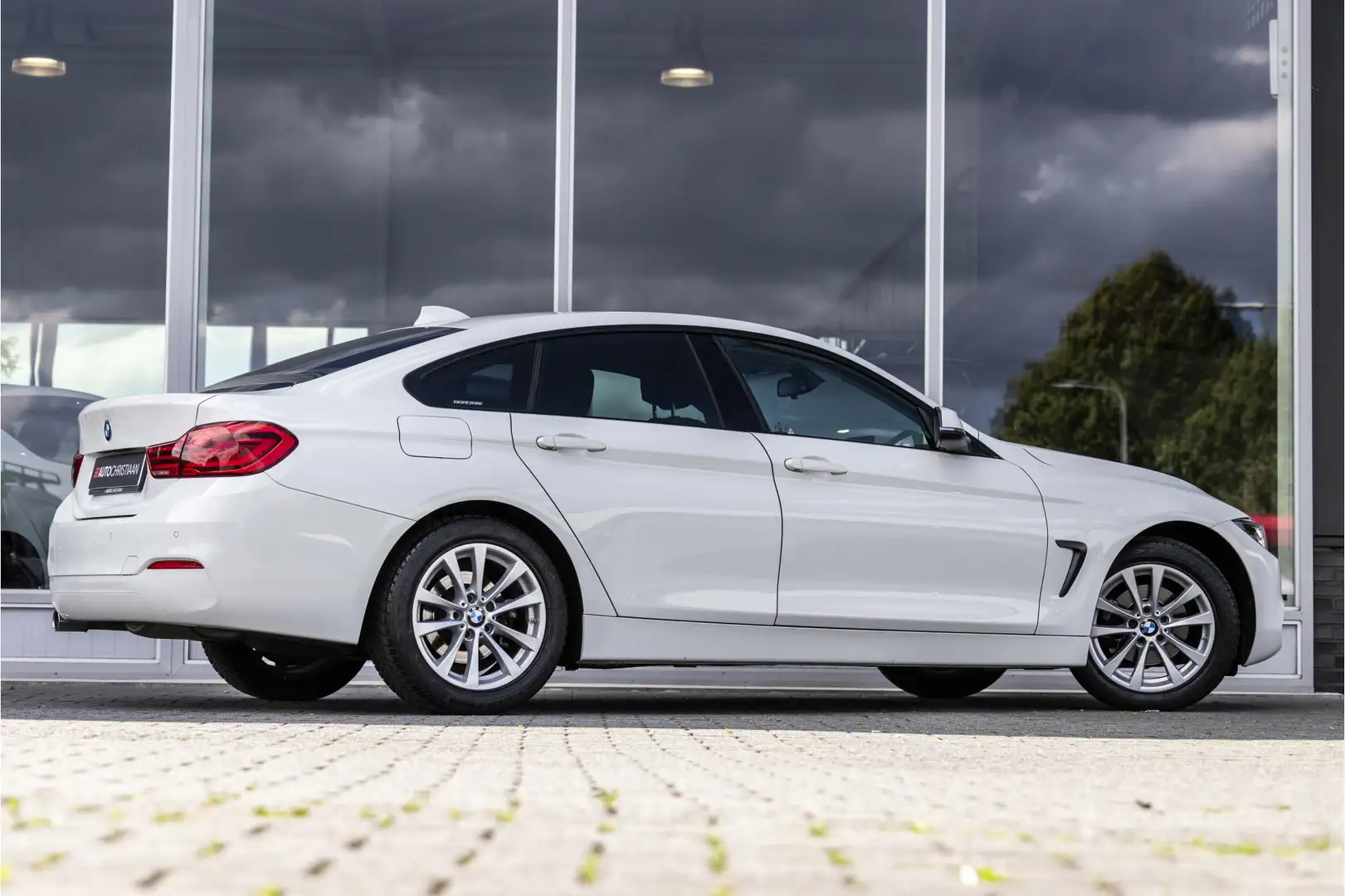 BMW 418 4-serie Gran Coupé 418i High Executive | Trekhaak Weiß - 2