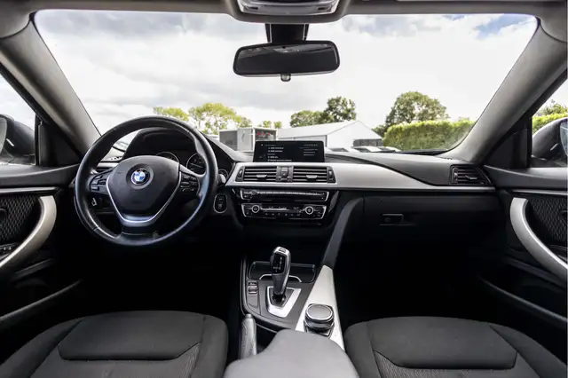 BMW 4 Series view 30