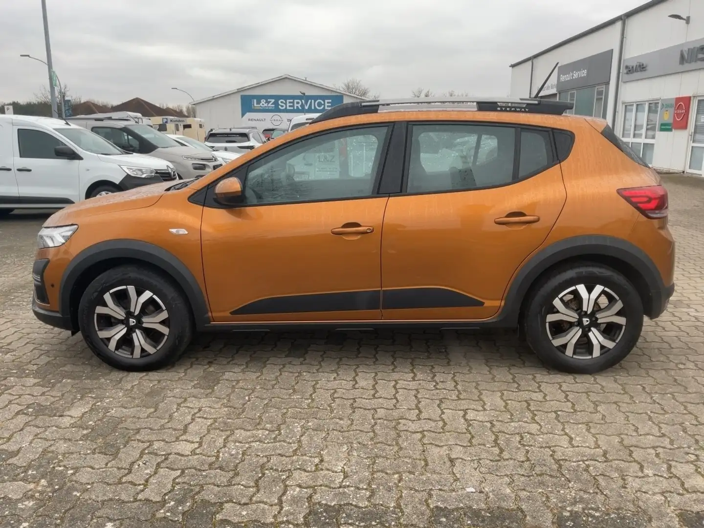 Dacia Sandero III Stepway Comfort 1.0 TCe 90 *Kamera* Arancione - 2