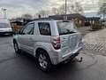 Suzuki Grand Vitara 1.9 DDIS. Klima / 4 X 4 Silber - thumbnail 2