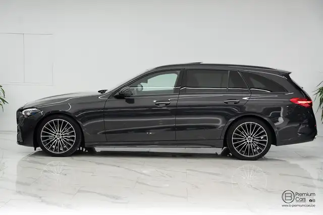 Mercedes-Benz C-Class view 8