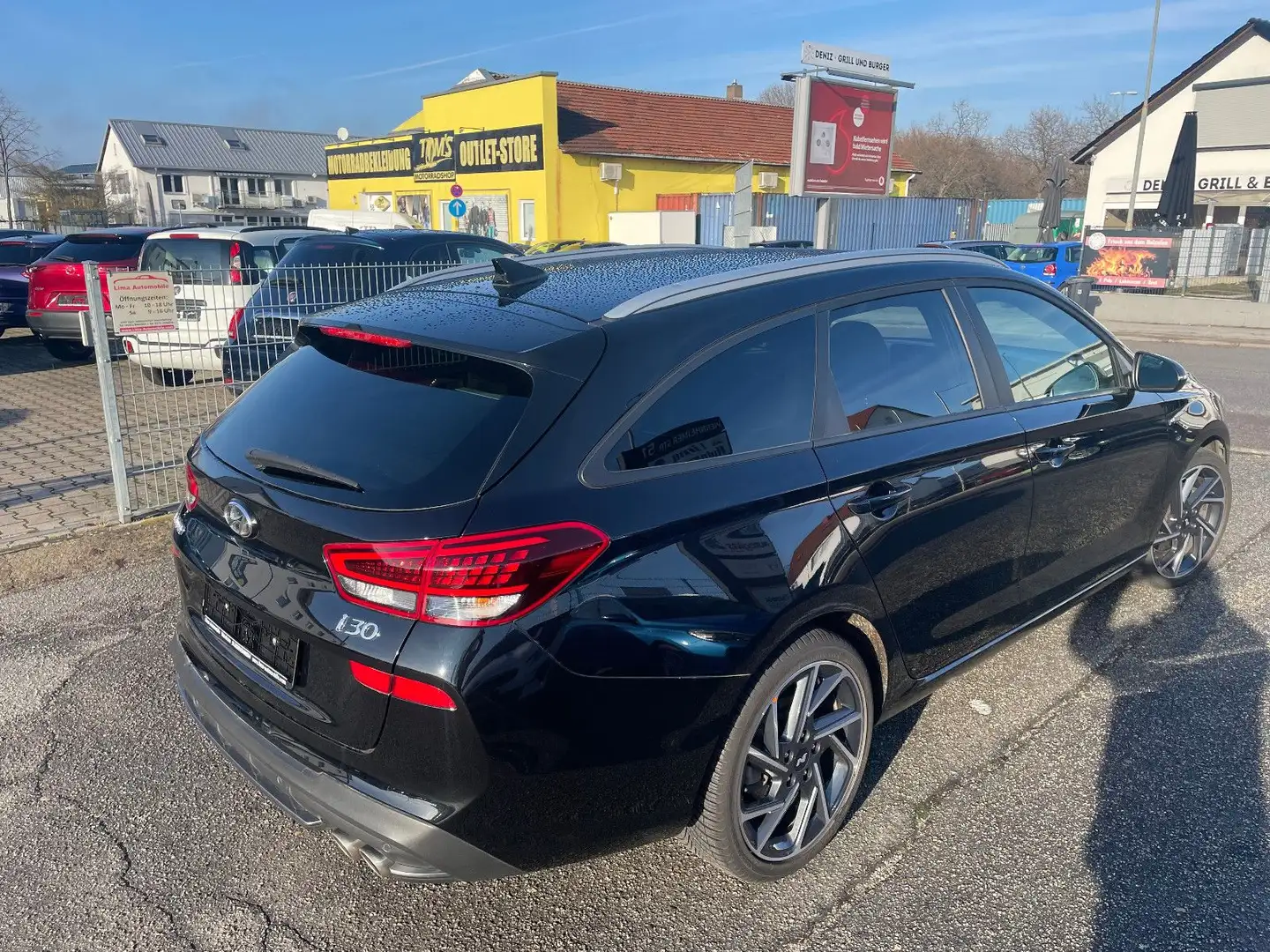 Hyundai i30 cw N Line Mild-Hybrid Schwarz - 2