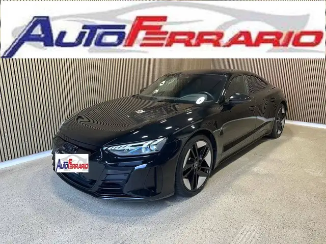 Audi e-tron GT 19" TETTO PANORAMICO SEDILI ELETTRICI CON MEMORIA BANG & OLUFSEN CRUISE ADATTIVO CAMERA 360° FARI A LASER LED INTERNI