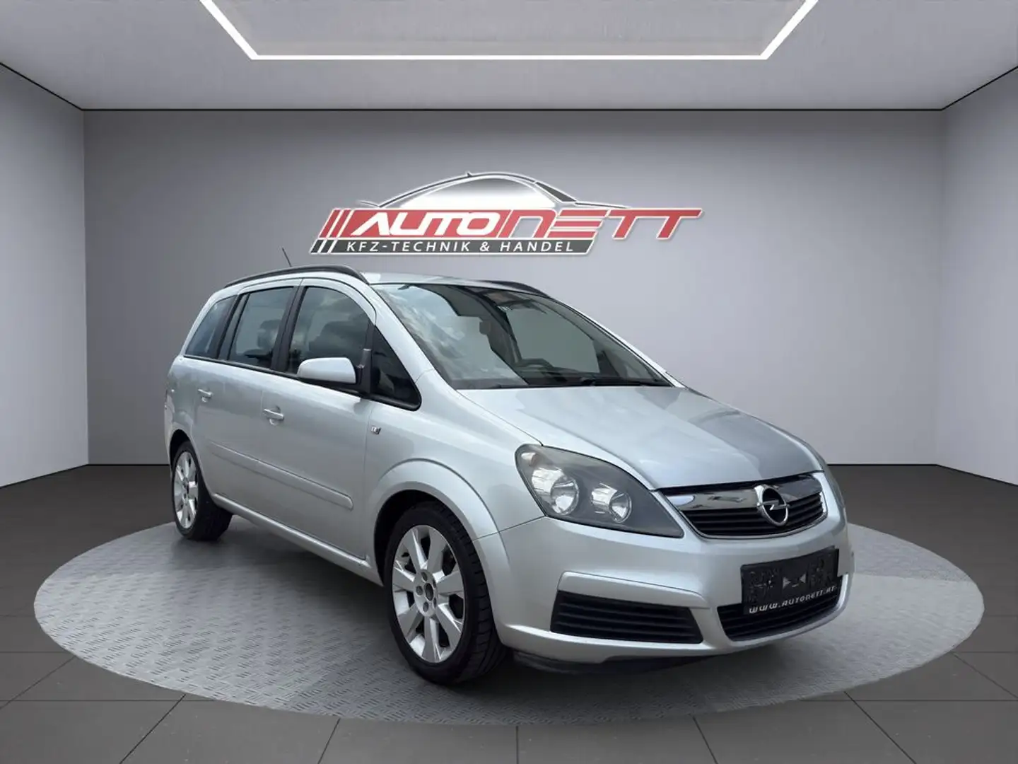 Opel Zafira EXPORT Edition Silber - 1