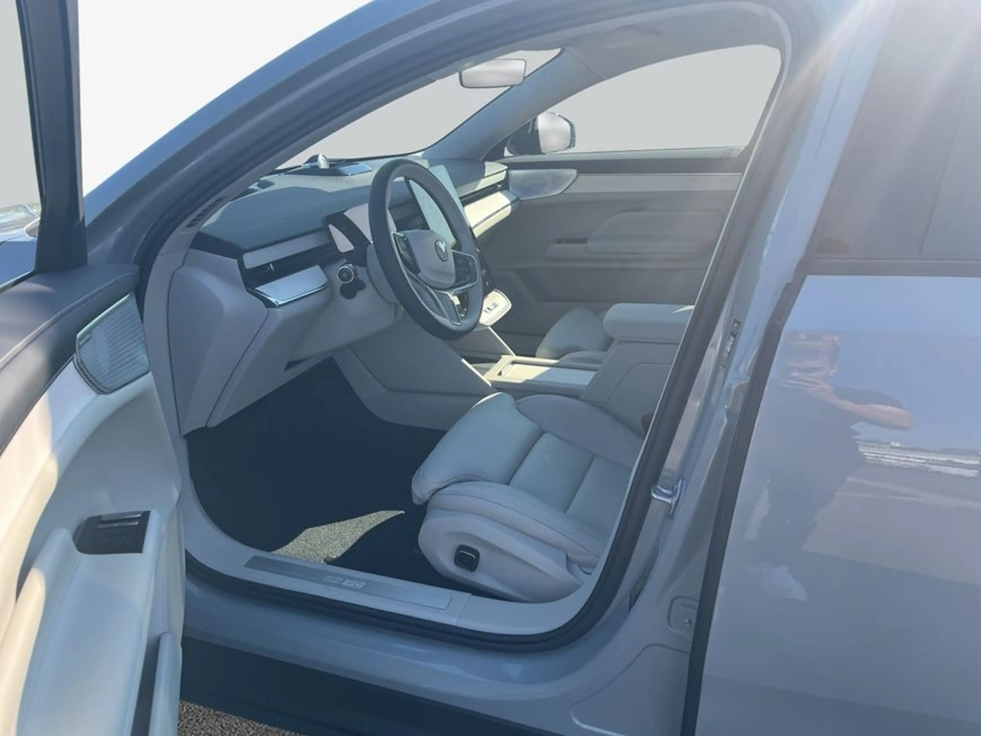 Volvo ES90 Twin Motor AWD Ultra — photo 10