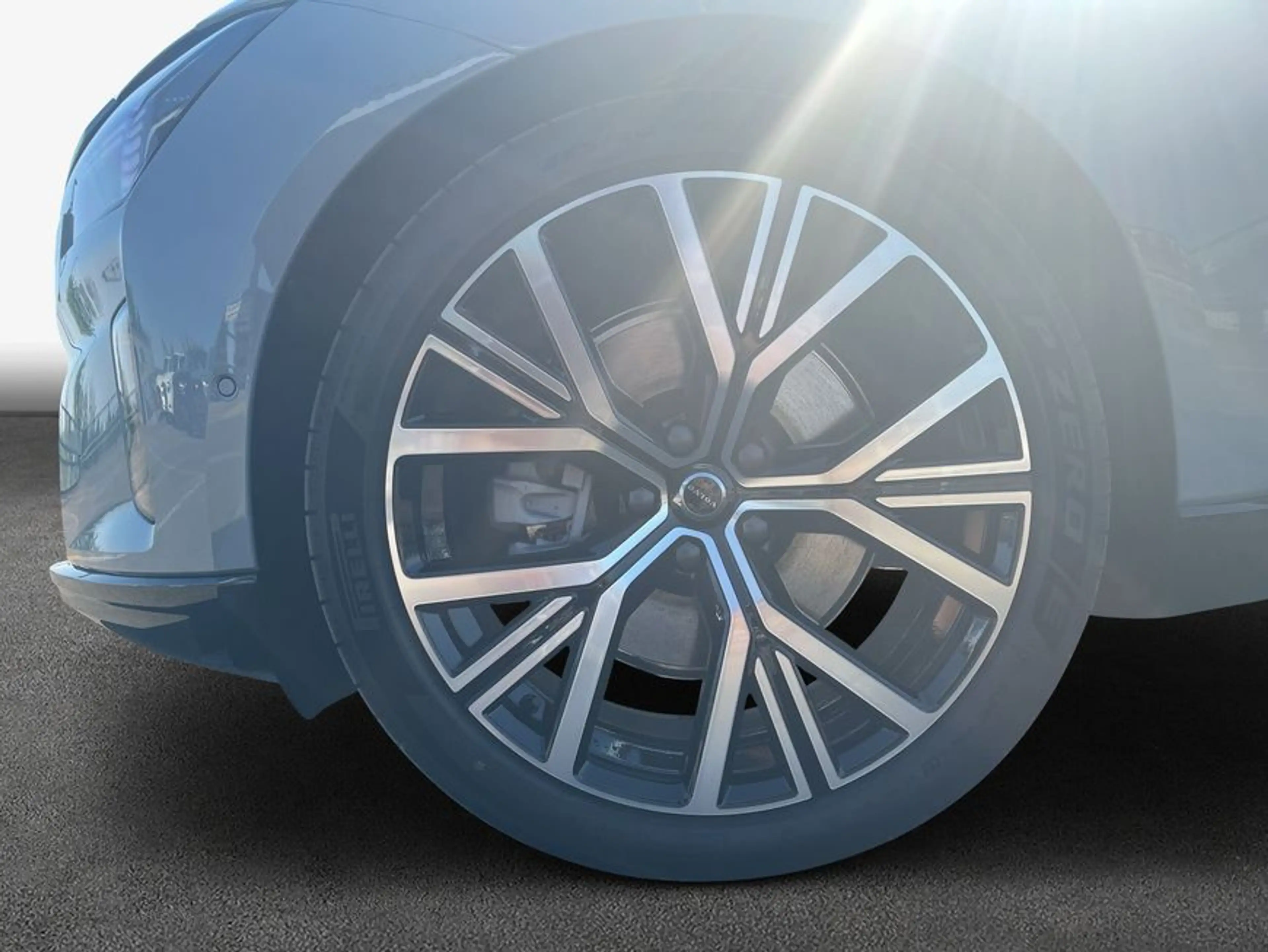 Volvo ES90 Twin Motor AWD Ultra — photo 8
