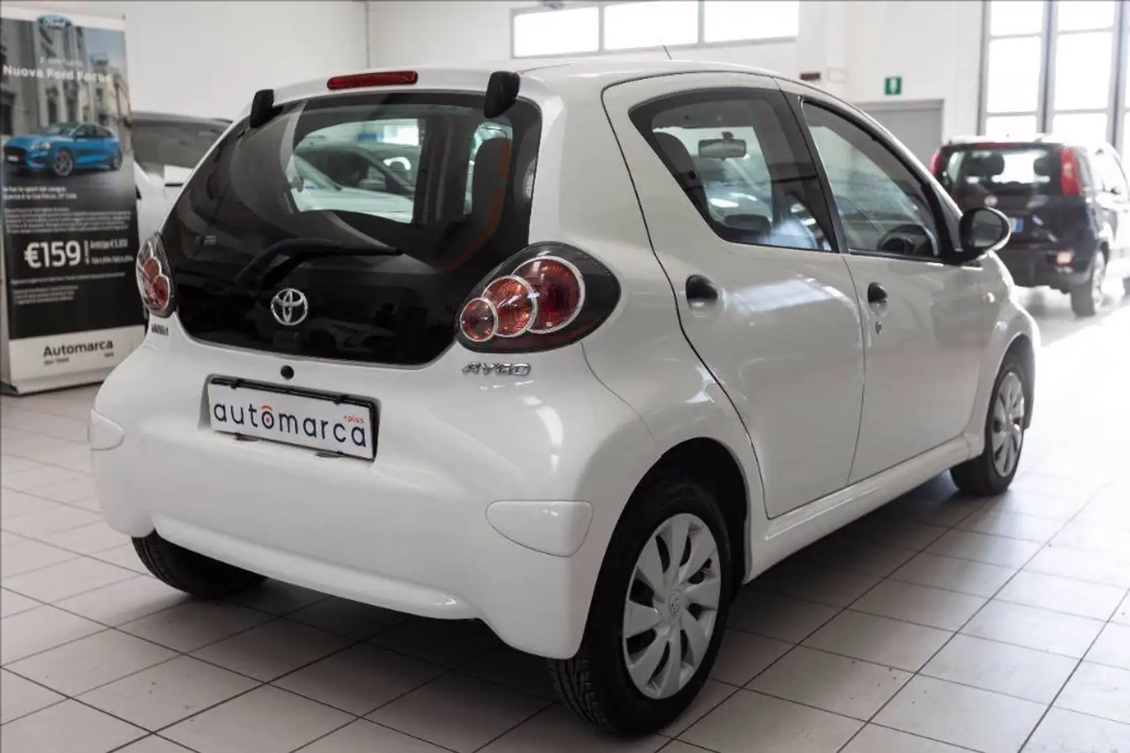 Toyota Aygo 5p 1.0 Active connect Bianco - 2