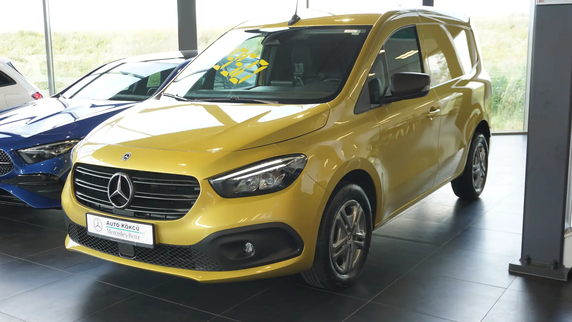 Mercedes-Benz Citan 112 CDI Pro | LED | Camera | MBUX | Apple Carplay Geel - 1