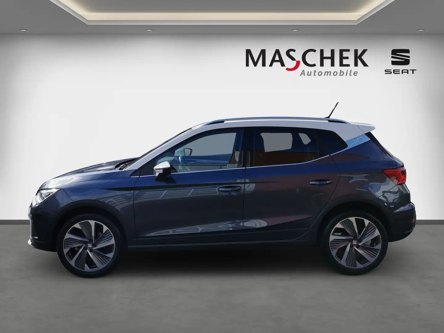 SEAT Arona FR 1.5 TSI DSG AHK LED Navi RearView Sitzh. Gris - 2