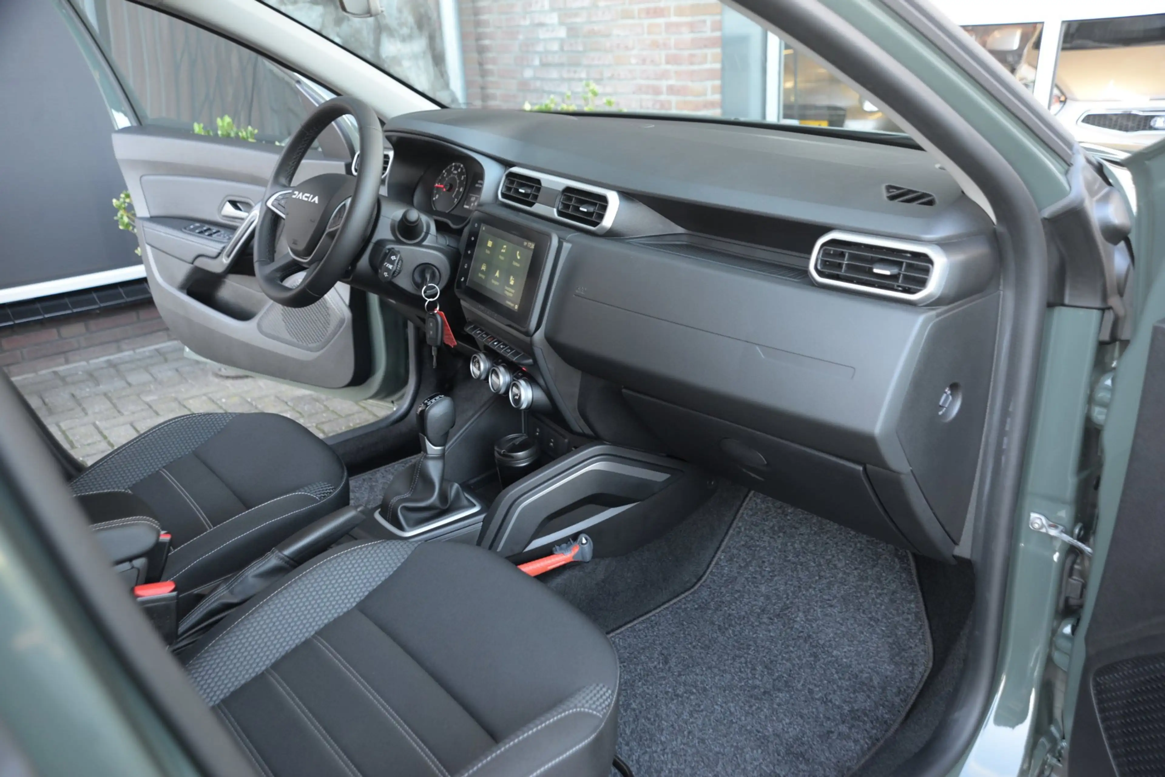 Dacia Duster 1.3 TCe 150 Journey | Camera | Trekhaak | Nieuwsta — photo 8