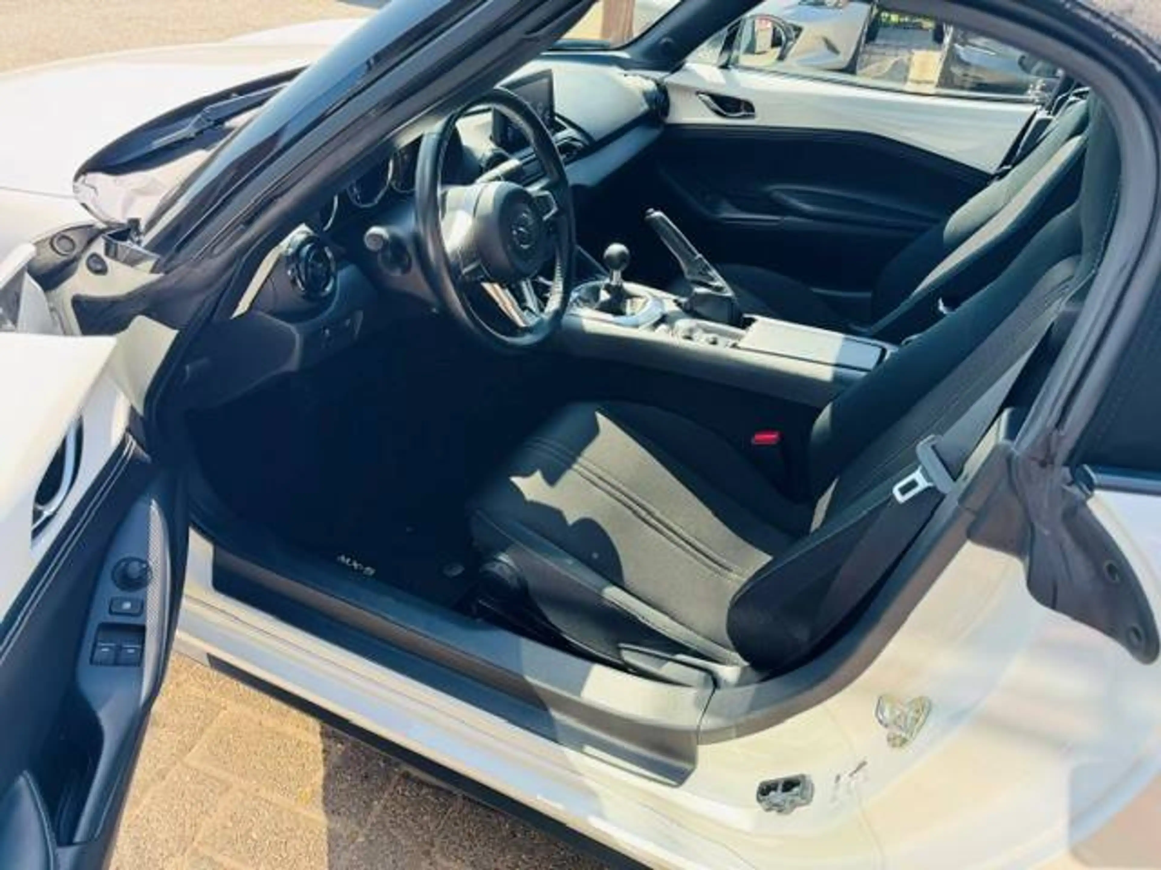 Mazda MX-5 1.5 BENZINE EURO 6D / CARPLAY / FABRIEKSWAARBORG TOT 06-2030 — photo 5