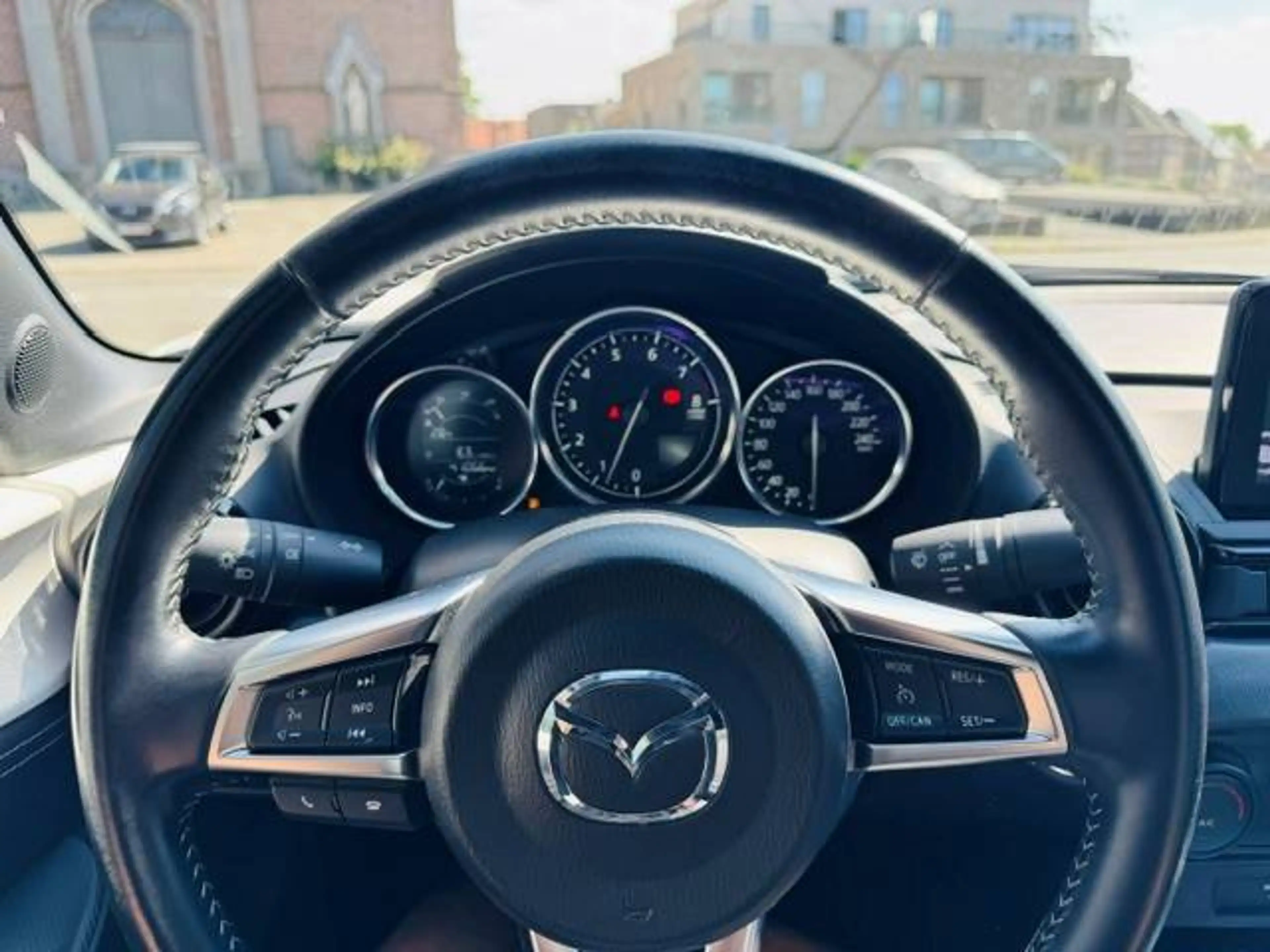 Mazda MX-5 1.5 BENZINE EURO 6D / CARPLAY / FABRIEKSWAARBORG TOT 06-2030 — photo 6