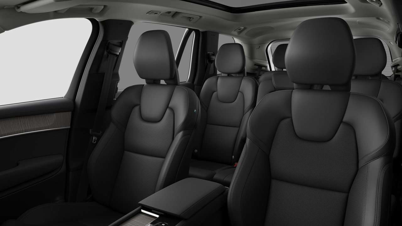 2026 Volvo XC90 Ultra 7-Seater (Dark Theme) thumb 12