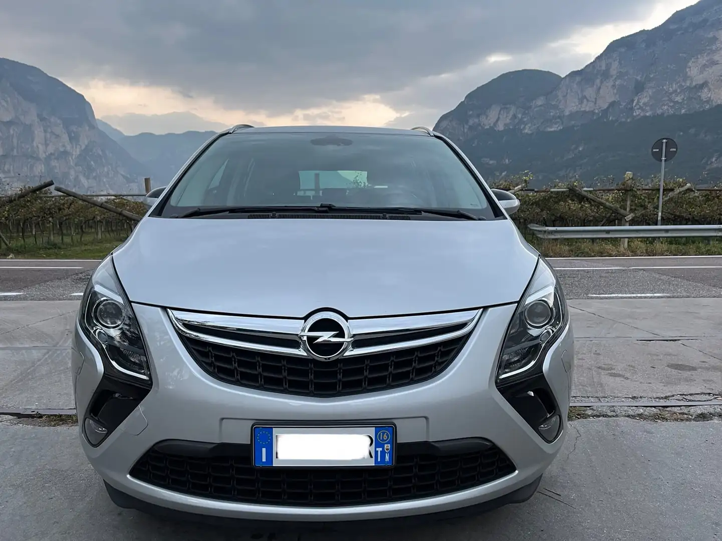 Opel Zafira Tourer 1.4 Turbo 120CV gancio Silber - 2
