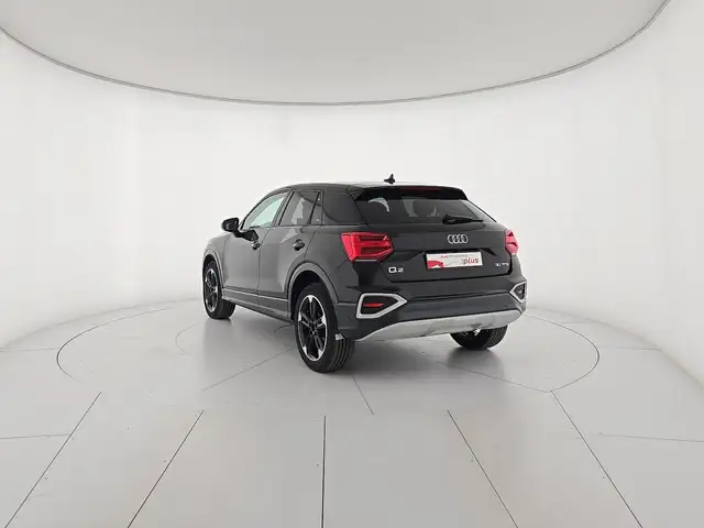 Audi Q2 view 3