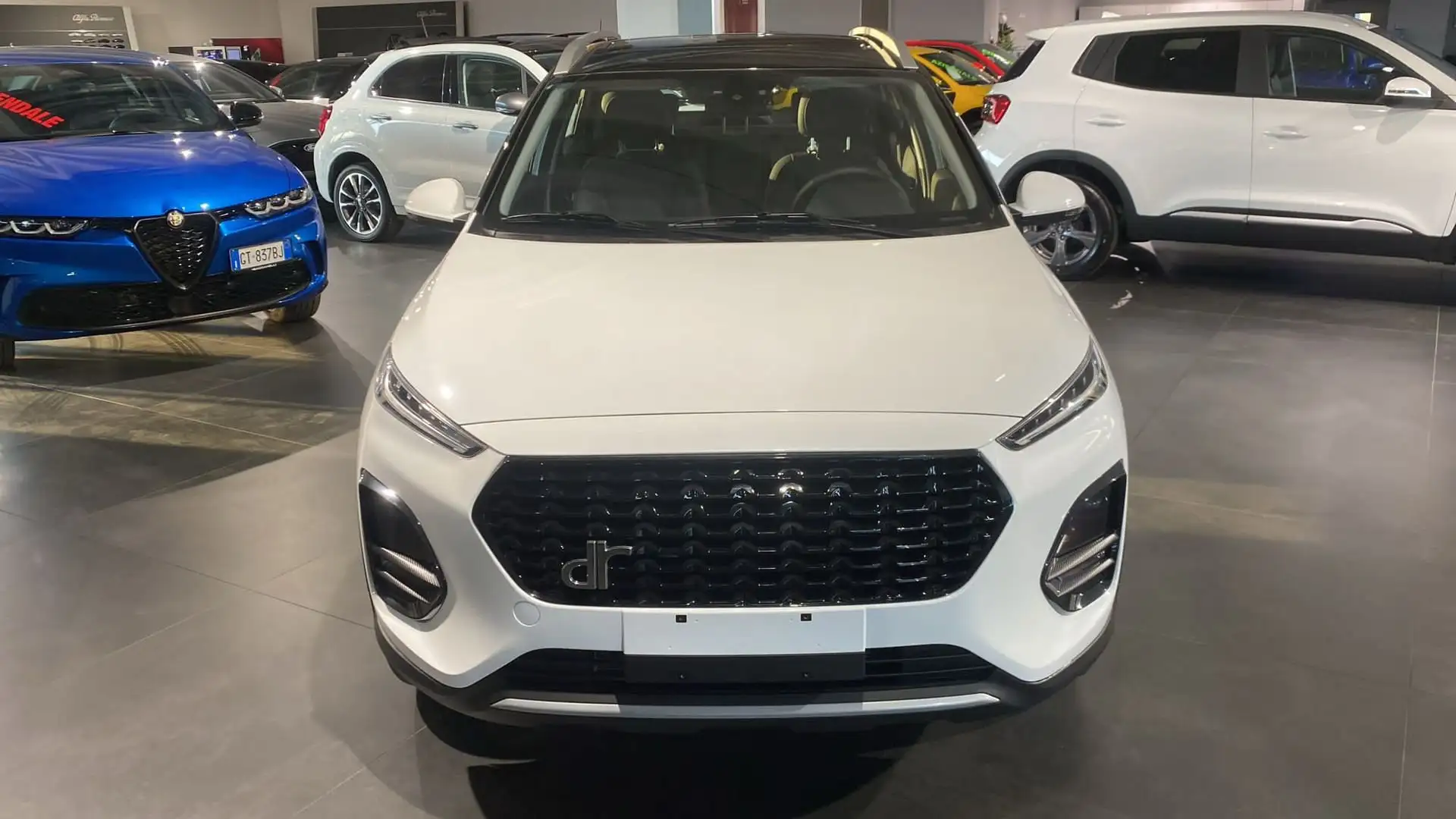 DR Automobiles DR 3.0 1.5 Grau - 2