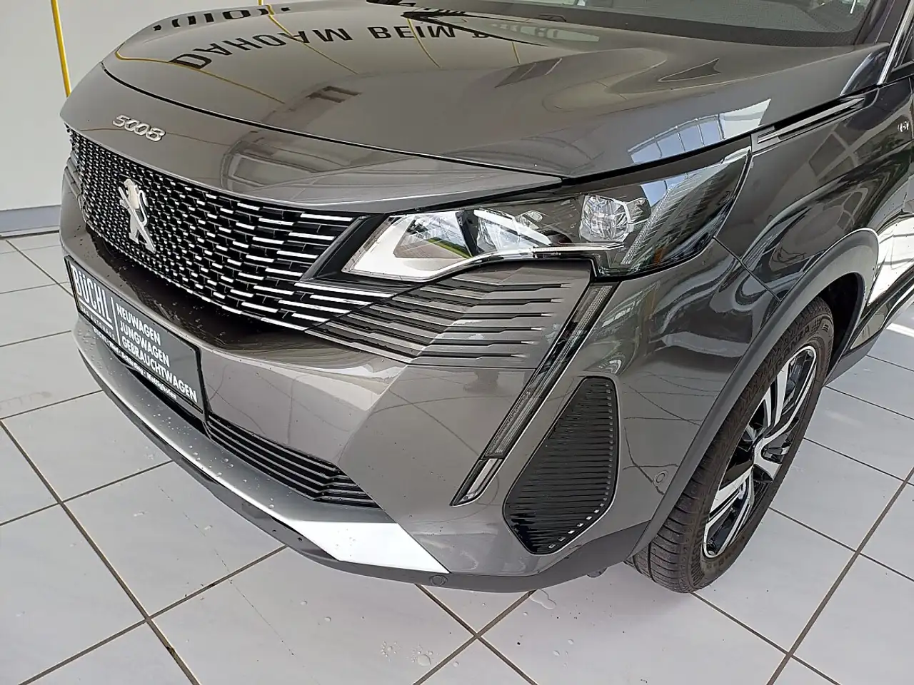 Peugeot 5008 PureTech 130 EAT8 GT, миниатюра 3