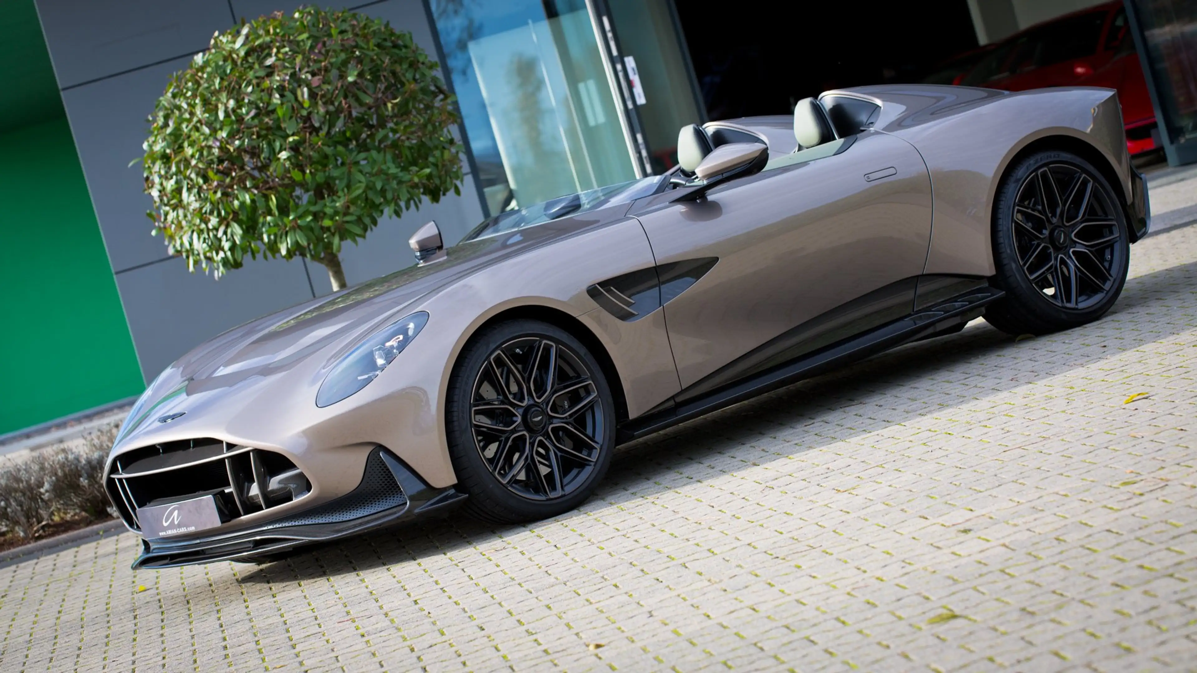 Aston Martin DB DBR22 — photo 3