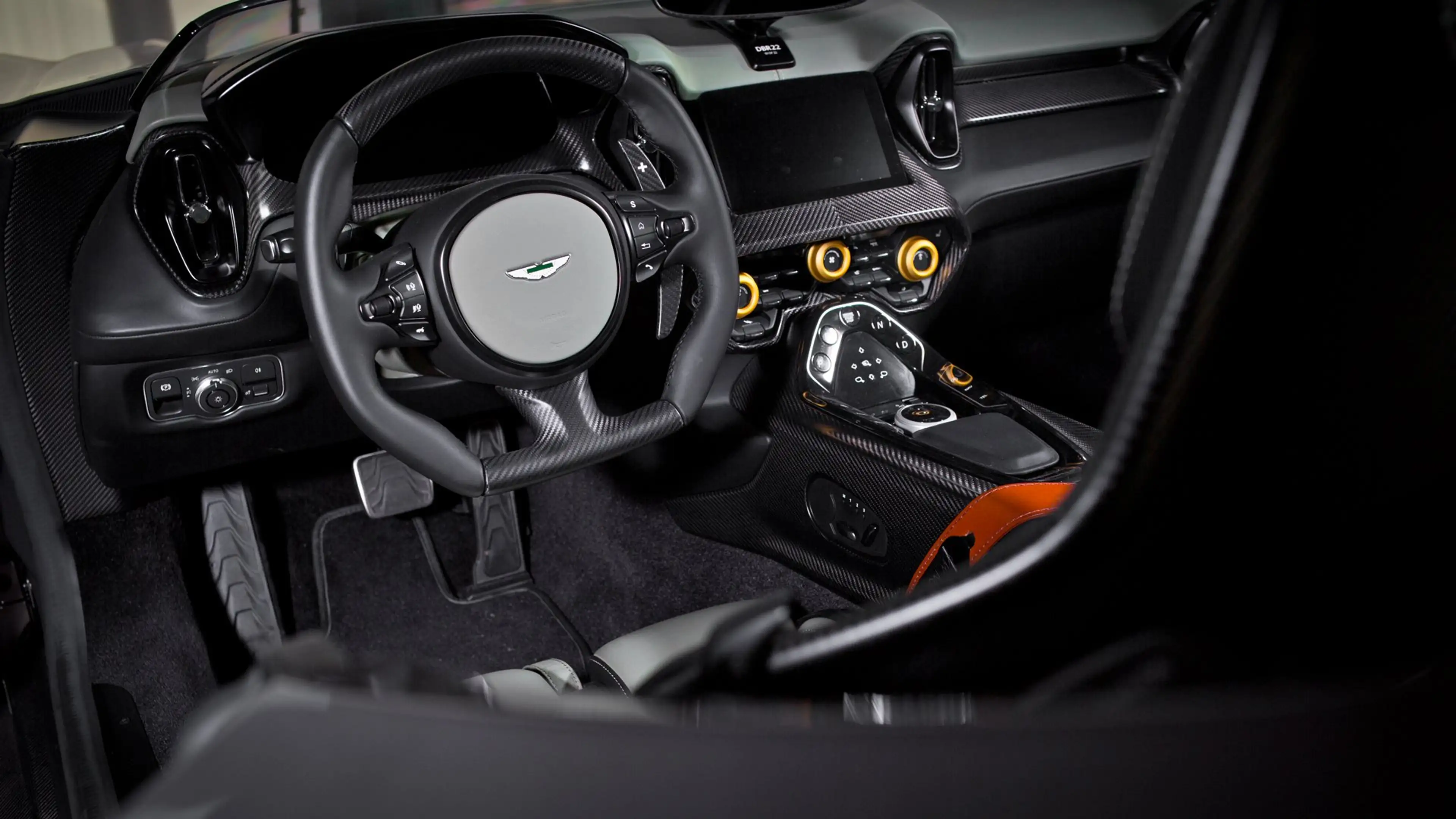 Aston Martin DB DBR22 — photo 7